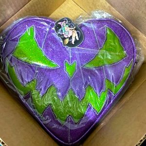 Love Pain and Stitches BNIB heart purse